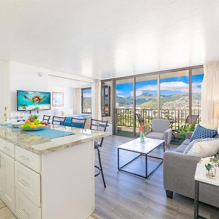 Waikiki Escapade Mountain Views Condo, Steps To Beach With Parking Perk Honolulu Zewnętrze zdjęcie